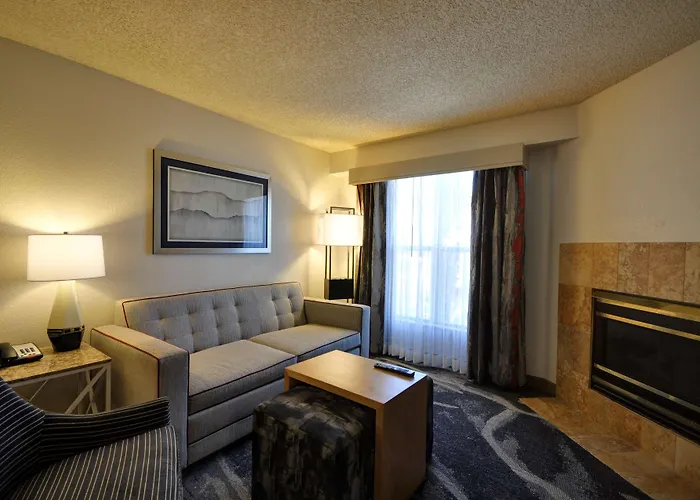 Hotel Homewood By Hilton Phoenix-biltmore Phoenix