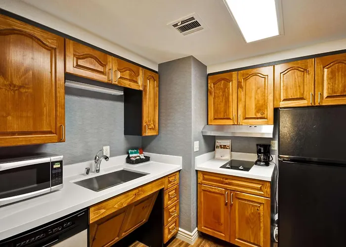 Homewood By Hilton Phoenix-biltmore 3* Phoenix