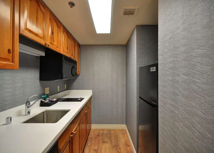 Homewood By Hilton Phoenix-biltmore 3* Phoenix