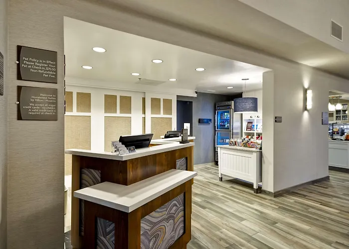 Homewood By Hilton Phoenix-biltmore 3*