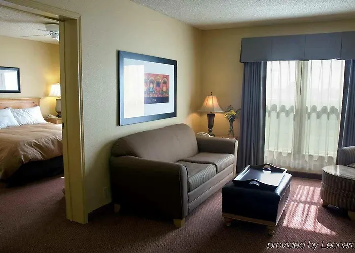 Hotel Homewood By Hilton Phoenix-biltmore